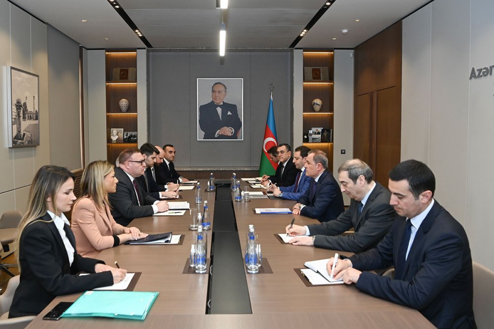 Azerbaycan ve Monteneqro arasinda siyasi meslehetlesmeler aparilib