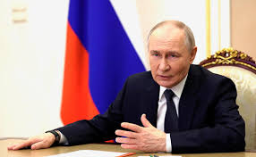 Putin Qelebenin 80-ci ildonumu gunlerinde ateskes elan edib
