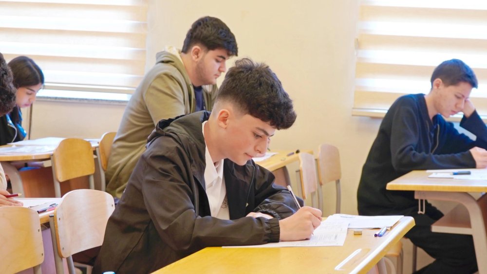 DIM bezi imtahanlarin baslama saatini deyisib