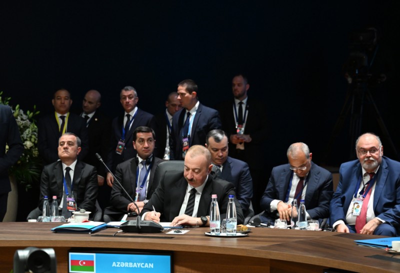 TDT Dovlet bascilarinin qeyri-resmi Zirve gorusunde Beyanname imzalanib