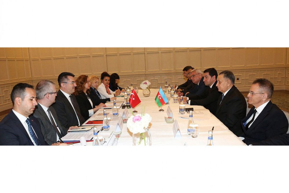 Ramil Usubov Turkiyenin Milli Tehlukesizlik Surasinin Bas katibi ile gorusub