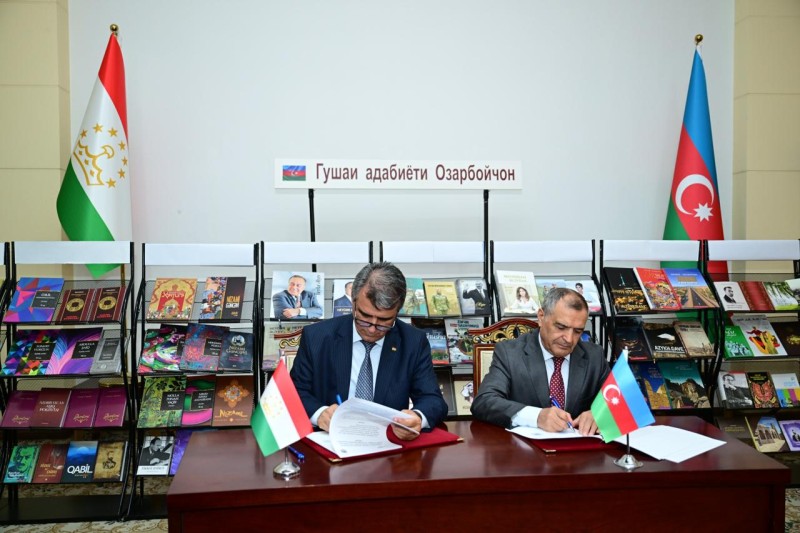 Tacikistan ve Azerbaycan Milli kitabxanalari arasinda memorandum imzalandi - FOTO