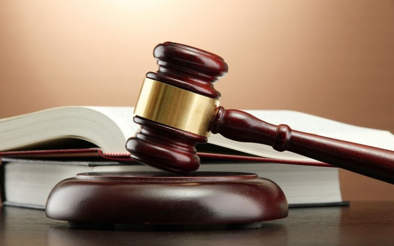 Bakida 10 neferin partlayis neticesinde olduyu sexde ekseriyyet qanunsuz isleyib