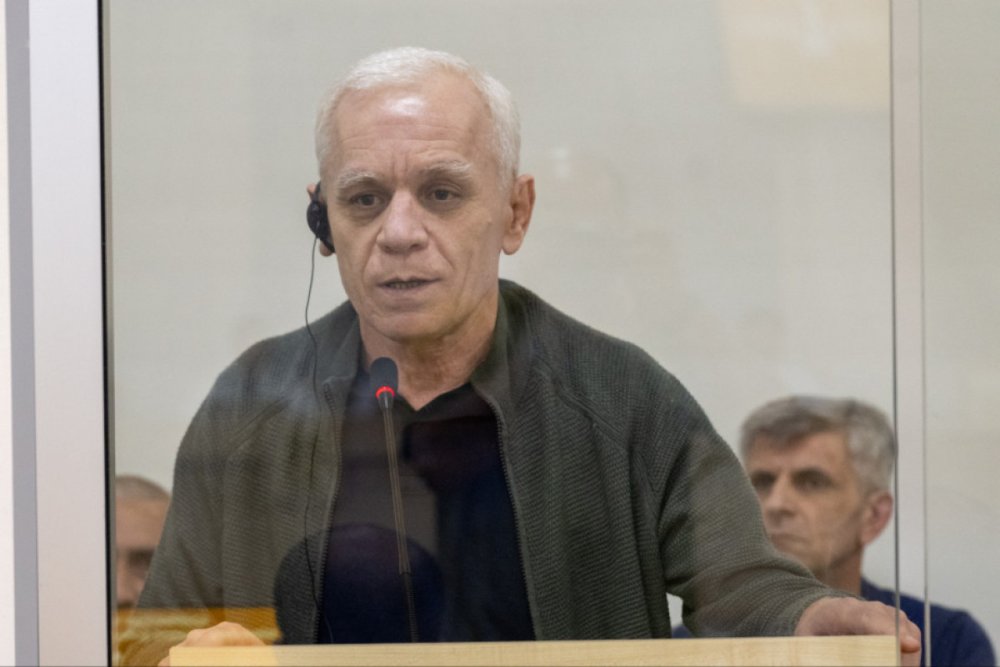 Levon Mnatsakanyan: Aprel doyusleri zamani 18 doyus movqeyi itirdik