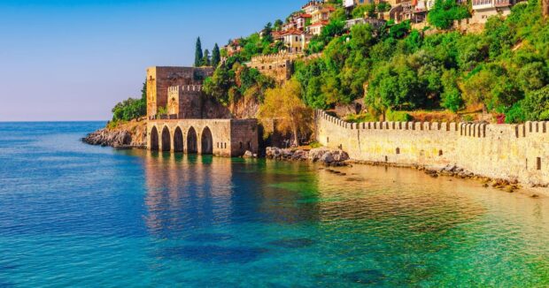 Tarixi gizlinleri ozunde yasadan Alanya -FOTOLAR