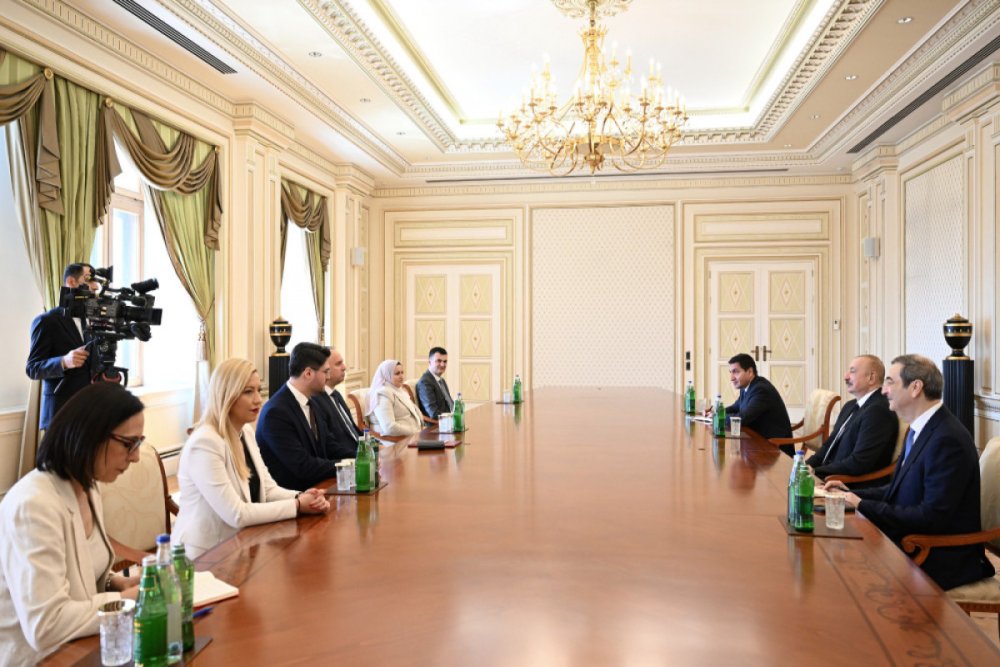 Azerbaycan Prezidenti Ilham Eliyev Simali Makedoniya Assambleyasinin sedrini qebul edib