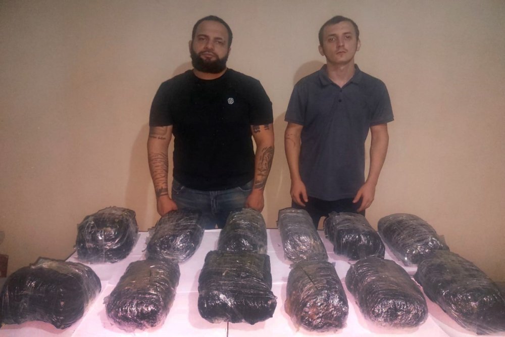 PUA ile Irandan Azerbaycana narkotik kecirilmesinin qarsisi alinib, 2 nefer tutulub
