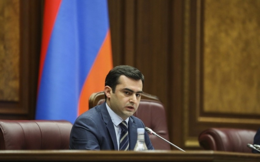 Ermenistan Milli Assambleyasinin sedr muavini: Hakimiyyet kilsenin saglamlasdirilmasina calisir
