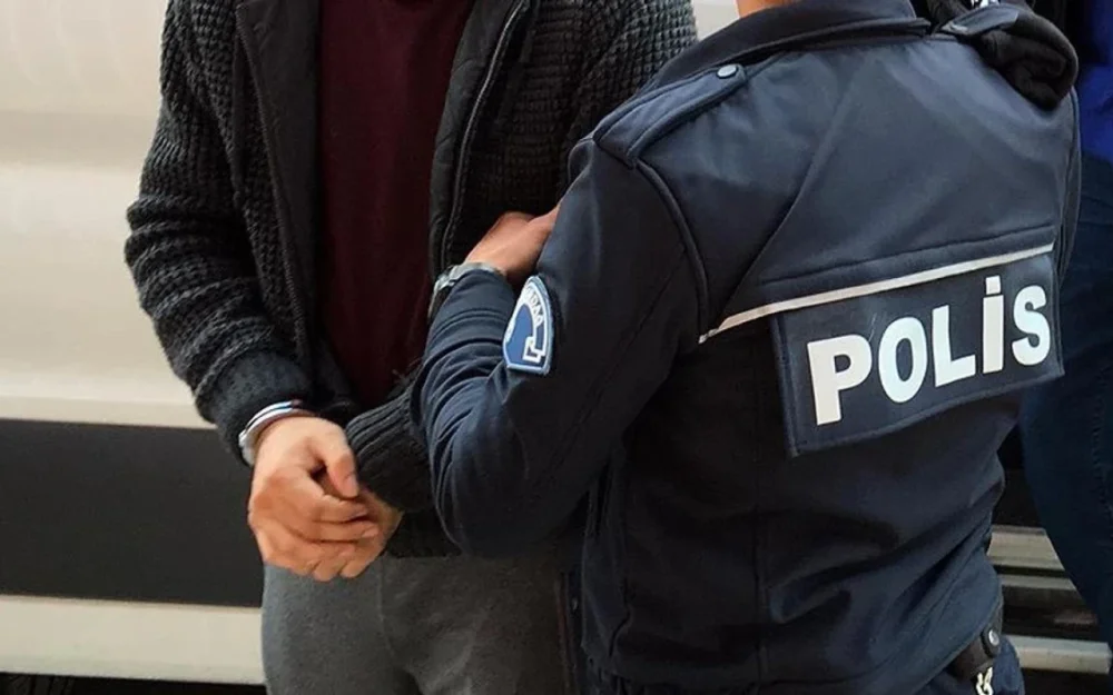 Ankarada FETO-nun maliyye sebekesine zerbe: 16 nefere hebs qerari