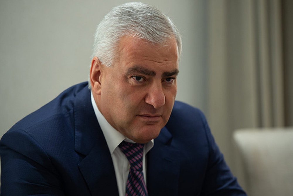 Ermenistanda hebsde olan Samvel Karapetyana qarsi yeni ittiham ireli surulub