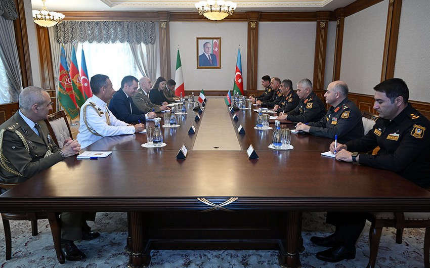 Zakir Hesenov Italiyanin Bas Qerargah reisi ile regional tehlukesizliyi muzakire edib