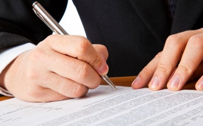 Tekrar sertifikatlasdirmadan kecmeyen 2300-den cox muellim isden cixarilib - RESMI