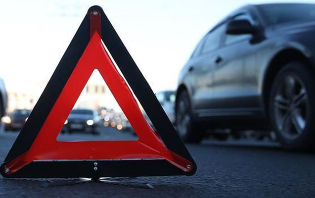Ucarda yol qezasinda 3 nefer xesaret alib