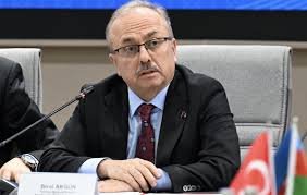 Sefir: Turkiye-Azerbaycan munasibetleri ozunun en mukemmel dovrunu yasayir