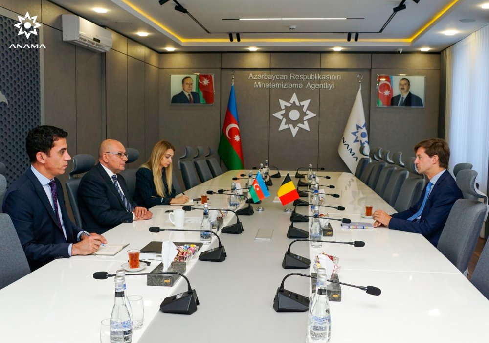 Azerbaycan ve Belcika arasinda mina tehlukesi ile mubarize sahesinde emekdasliq imkanlari muzakire edilib
