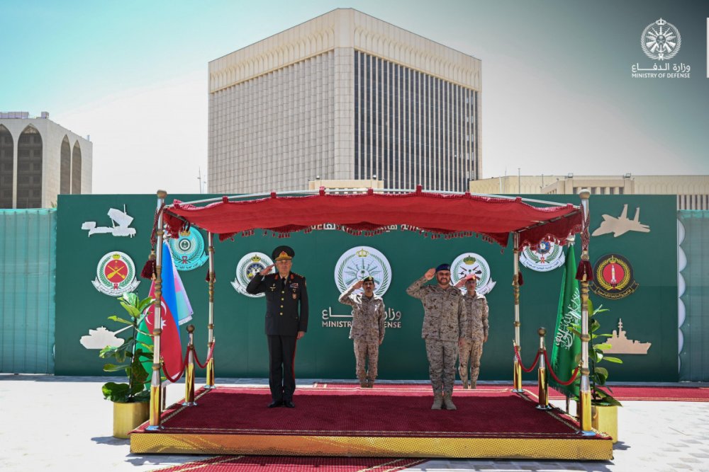 Azerbaycan ve Seudiyye Erebistani Bas qerargah reisleri gorusub