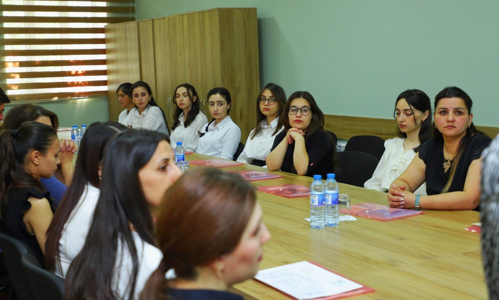 “Usaqlarin tehlukesizliyi ve huquqlarinin mudafiesinde sosial xidmetlerin rolu” layihesi ugurla basa catib