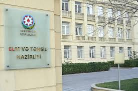 Nazirlik 12 illik tehsile kecidle bagli yayilan melumatlara aydinliq getirib