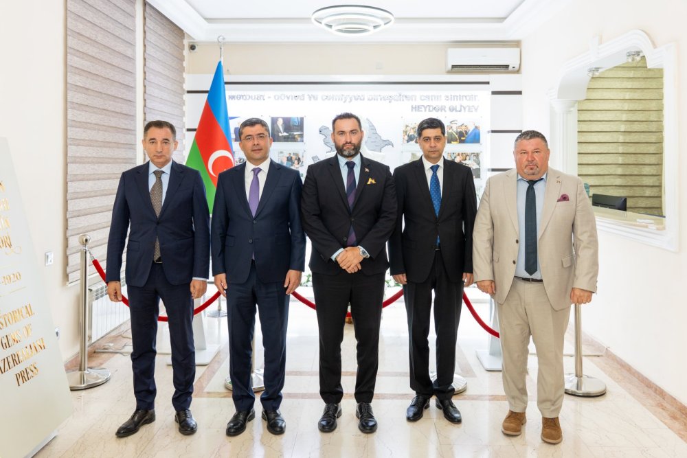 Medianin Inkisafi Agentliyinde Ruminiya Respublikasinin numayende heyeti ile gorus kecirilib