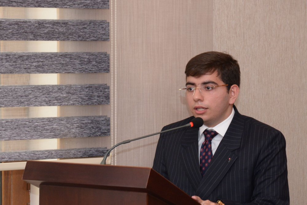 Cenubi Qafqazda Yeni Geosiyasi Sulh ve Guclu Liderlik Numunesi