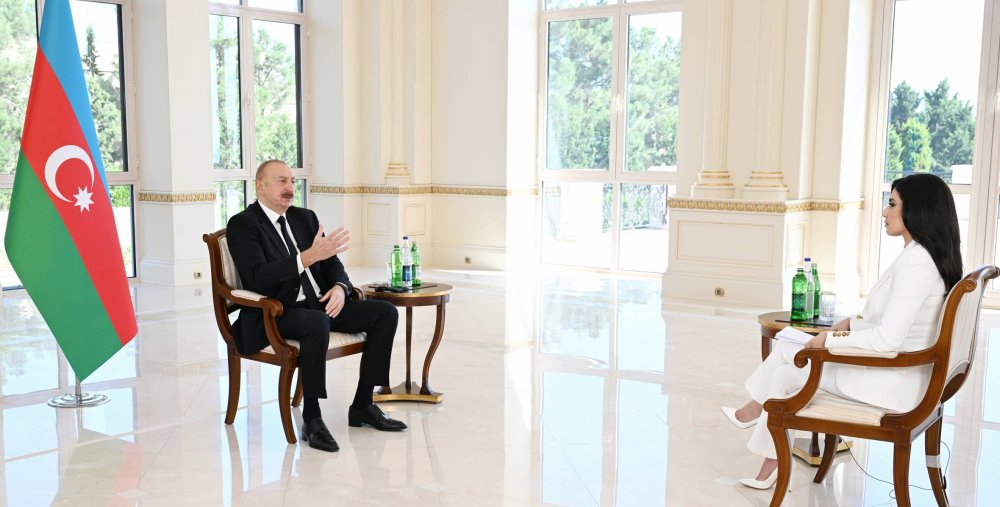 Cenubi Qafqaz regionunun yeni realliqlari ve geleceye baxis