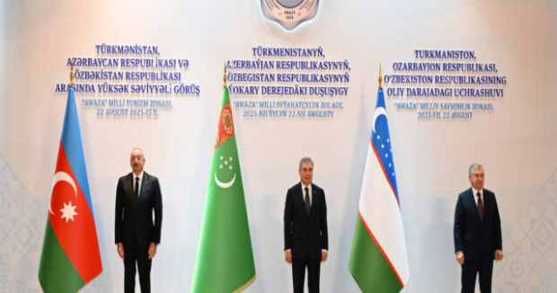Turk Dovletleri Teskilatinda yeni merhele – Tenzile Rustemxanli Prezidentin Asqabad seferini serh edir
