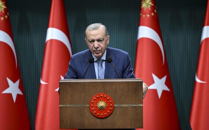 Erdogan Ozele qarsi 1 milyon lirelik tezminat iddiasi qaldirib