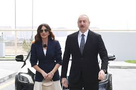 Prezident ve birinci xanim “Hacikend” istirahet kompleksinin tikintisi ile tanis olublar