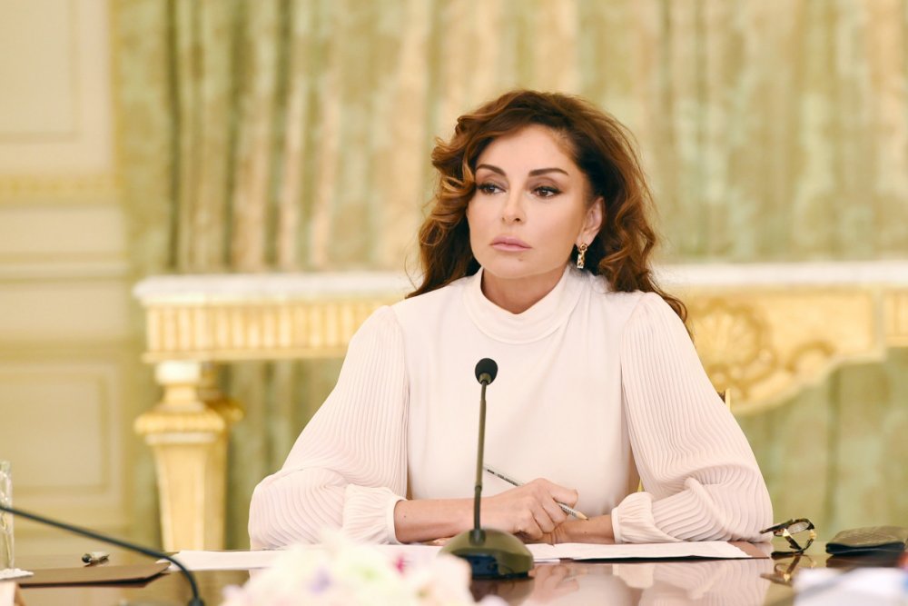 Rusiya Prezidenti Birinci vitse-prezident Mehriban Eliyevani tebrik edib