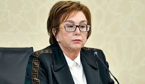 Meleyke Abbaszade ixtisas secimi ile bagli abituriyentlere muraciet edib