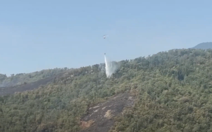 Xocavend, Agdere ve Zengilanda yangin bas verib, helikopterler celb olunub