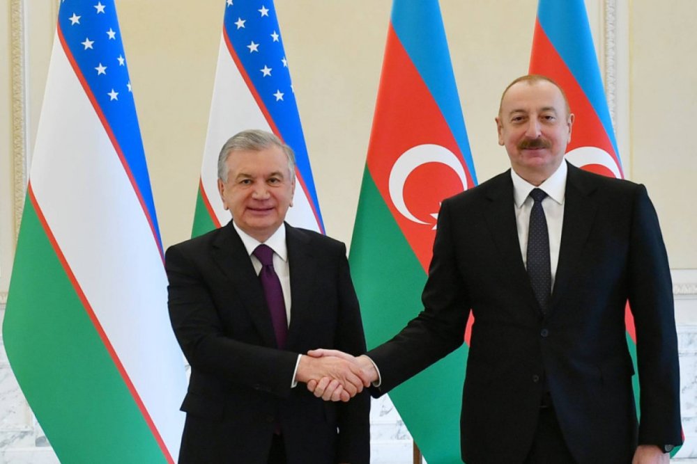 Savkat Mirziyoyev Prezident Ilham Eliyeve mektub unvanlayib