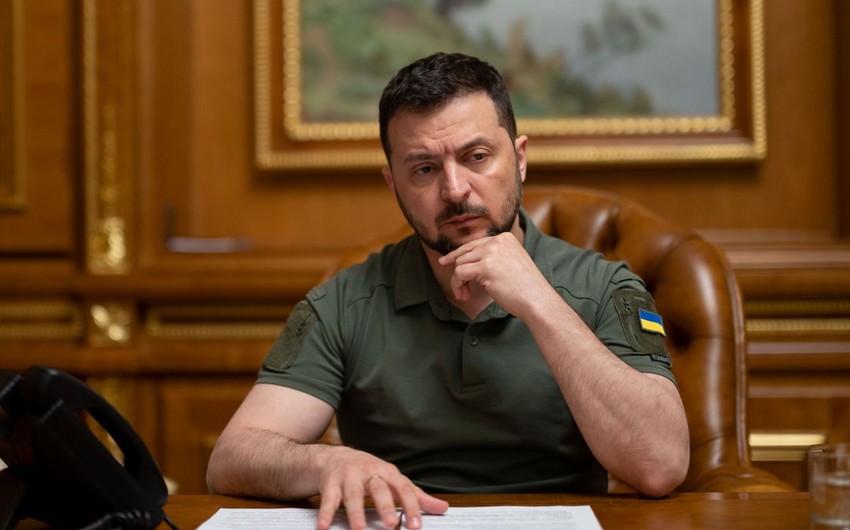 Zelenski Putinle sulh danisiqlari aparmaga hazir oldugunu tesdiqleyib