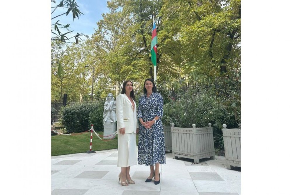 Leyla Abdullayeva Fransanin Azerbaycana yeni teyin olunmus sefiri ile gorusub