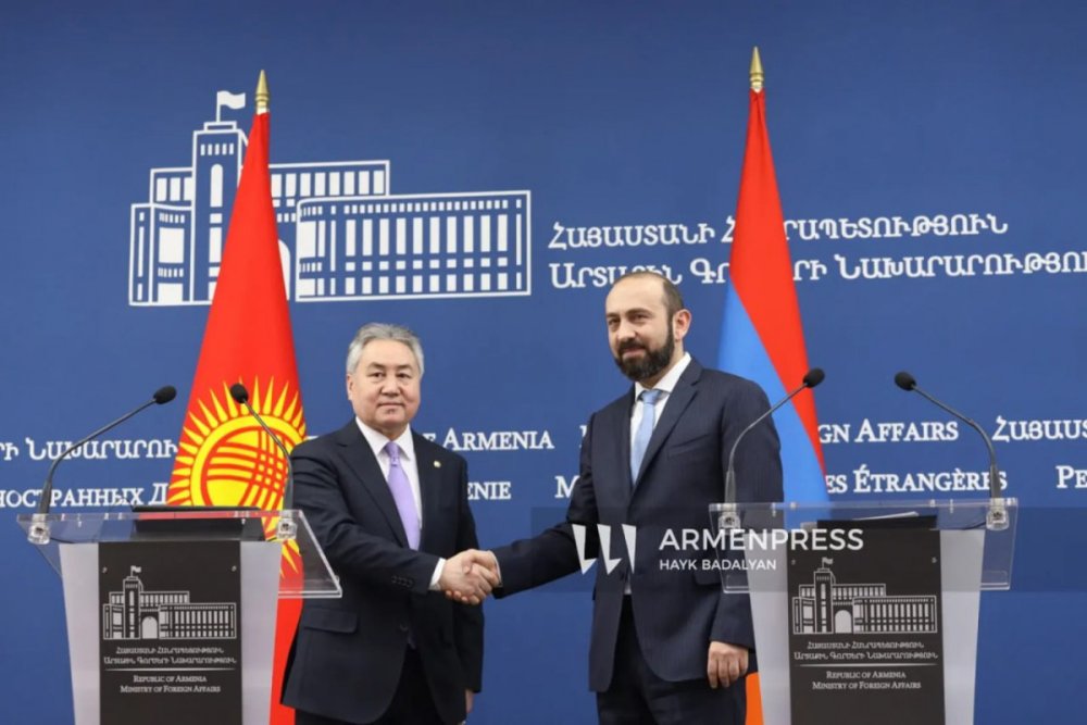 Ermenistan ve Qirgizistan XIN bascilari Vasinqtonda elde edilmis razilasmalari muzakire edibler