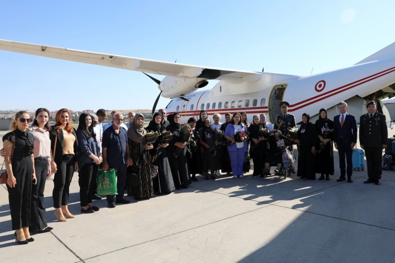 Azerbaycanli sehid aileleri Yasar Gulerin deveti ile Ankarada olublar