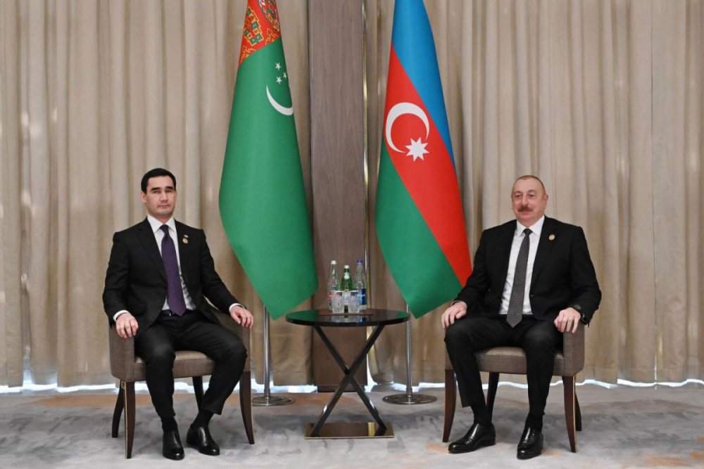 Dovlet bascisi Turkmenistanin Prezidentini tebrik edib