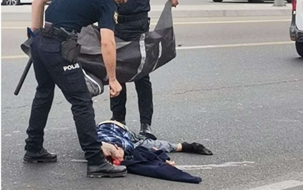 Bakida masin piyadani vurub