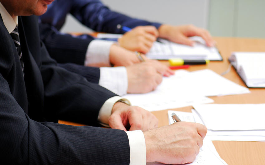 Dovlet qulluguna qebul imtahaninda deyisiklik olundu