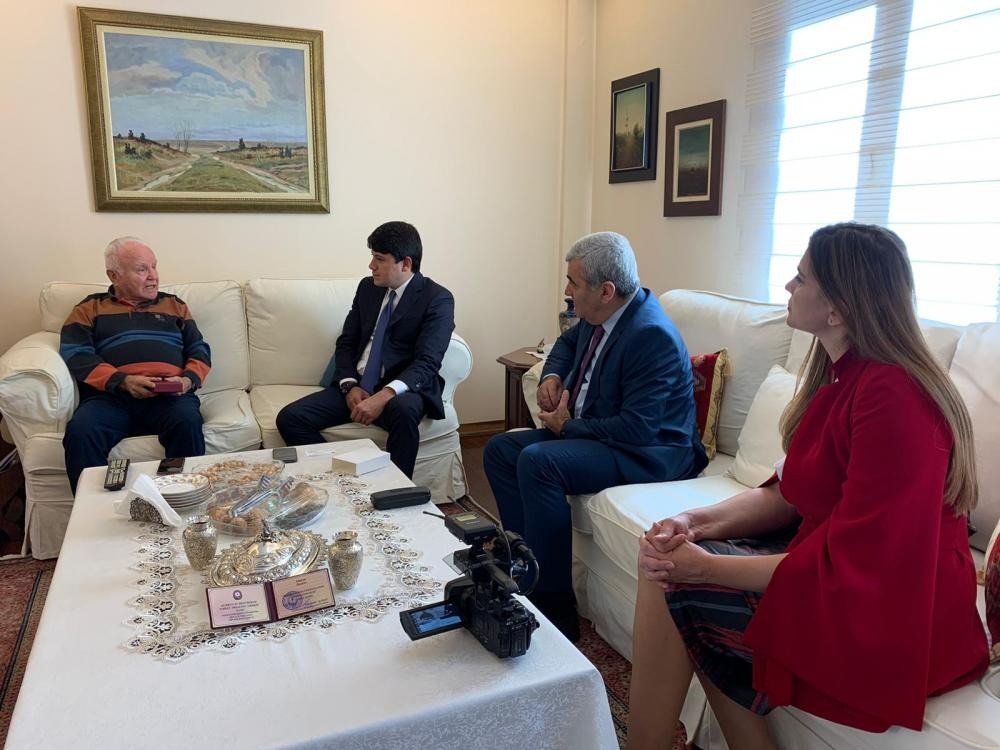 Dunya sohretli plastik cerrah, professor Ibrahim Yildirim vefat edib