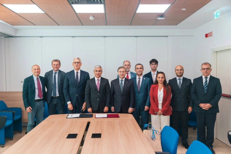 Heyder Eliyev Fondu Vatikanin “Bambino Gesu” xestexanasi ile anlasma memorandumu imzalayib