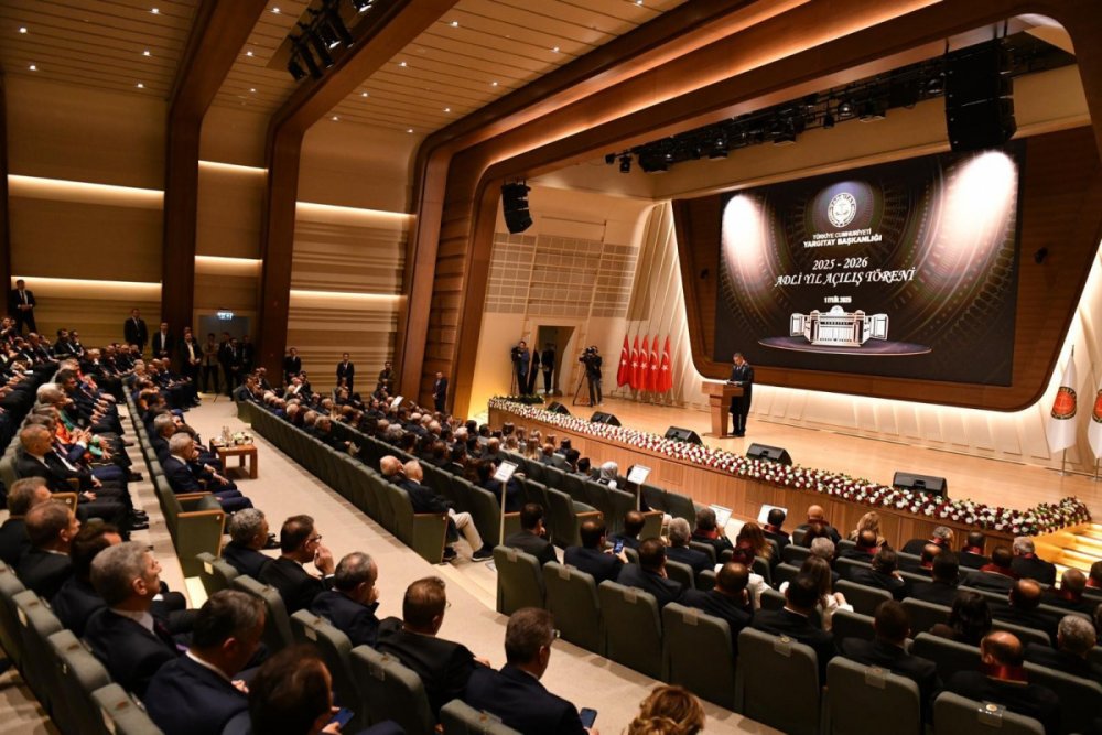 Azerbaycanla Turkiye mehkeme sistemleri arasinda elaqeler muzakire olunub