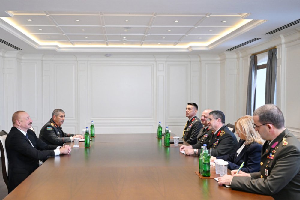 Prezident Ilham Eliyev Turkiye Silahli Quvvelerinin Bas Qerargah reisini qebul edib