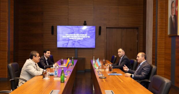 Qirgizistanin ve Kolumbiyanin sefirleri “ASAN xidmet”de -FOTOLAR