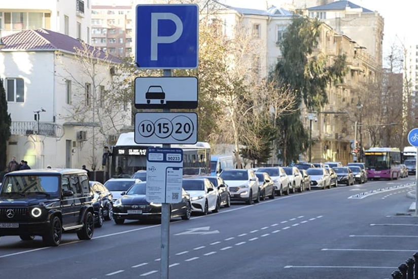 Yol polisi dayanma-durma qaydalarinin pozulmasi ile bagli suruculere muraciet edib