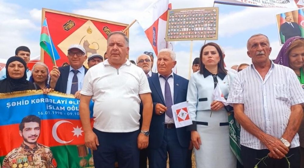 “Bezi qurumlar qadin fealliginin ehemiyyetini hele de anlamaq istemirler deye, kecirdikleri tedbirlerin ehemiyyeti olmur”