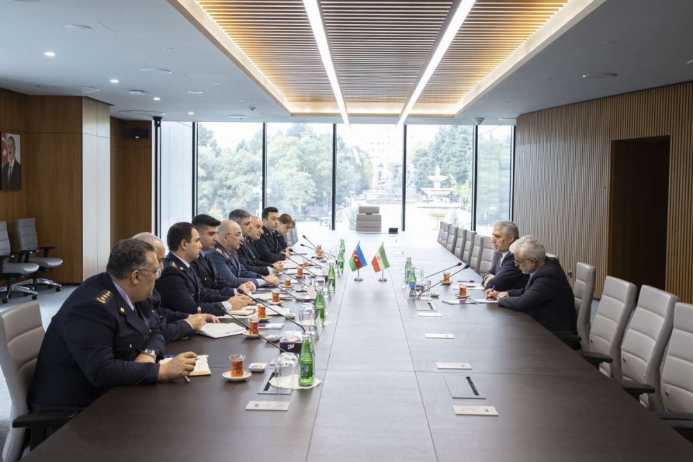 Azerbaycan ve Iran gomruk emekdasligini guclendirecek