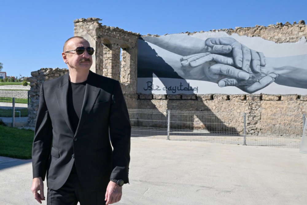 Prezident Ilham Eliyev Cebrayilin Horovlu kendinin birinci merhelesinin acilisinda istirak edib