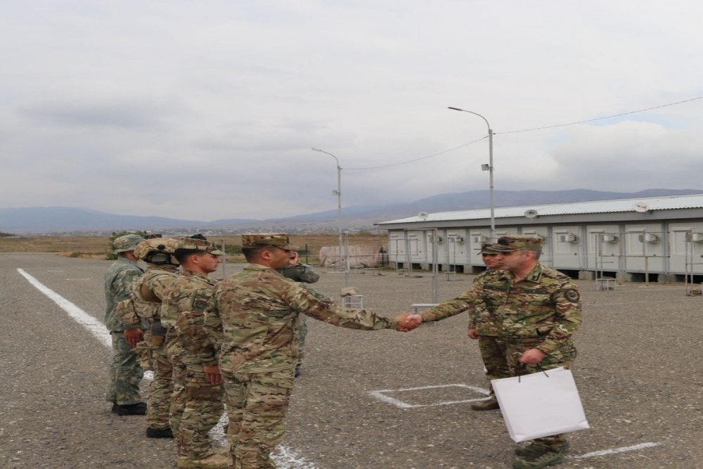 Herbi prokuror Mudafie Nazirliyinin xususi teyinatlilari ile gorusub