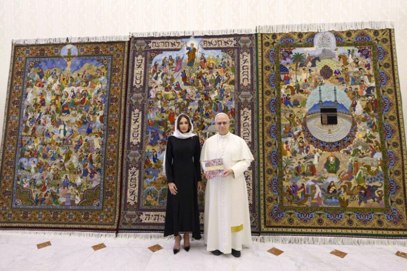 "Semavi dinler" layihesi Vatikanda teqdim edilib